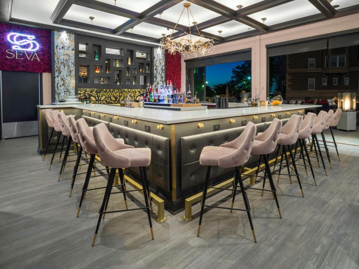 Voco Niagara Falls - The Cadence By Ihg Exterior foto The bar at NOVA